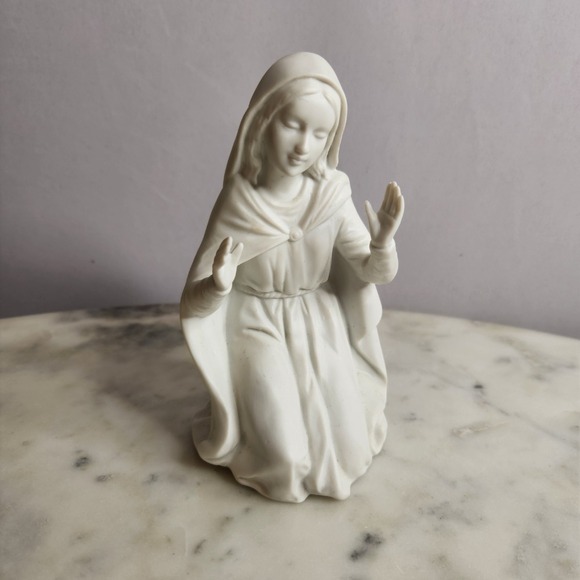 Homco Other - Homco Nativity Virgin Mary Kneeling Statue Creche Replacement Figure White 5616